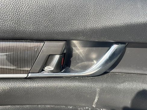 Used 2021 Honda Accord Sport image 9