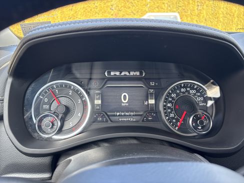 Used 2024 RAM 2500 Laramie w/ Safety Group image 20