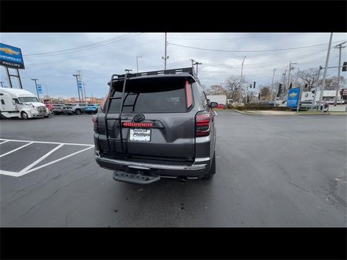 Used 2019 Toyota 4Runner SR5 image 7