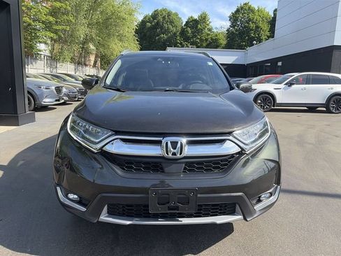 Used 2019 Honda CR-V Touring image 3