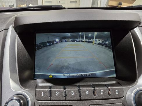 Used 2015 Chevrolet Equinox LT image 39