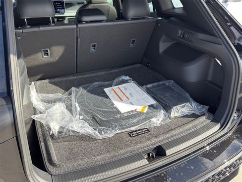 New 2026 Volkswagen Tiguan SE R-Line image 28