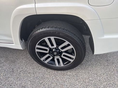 Used 2022 Toyota 4Runner Limited image 9