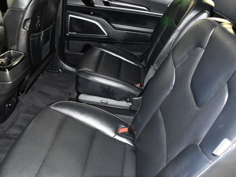 Used 2025 Kia Telluride S AWD/4WD image 48