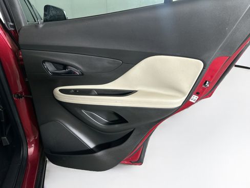 Used 2019 Buick Encore Preferred w/ Safety Package FWD image 28