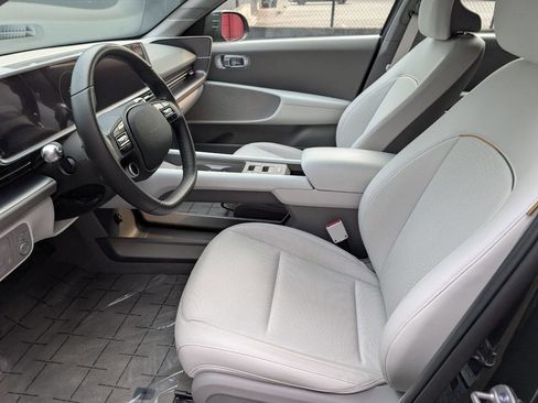 Used 2023 Hyundai Ioniq 6 SEL image 10