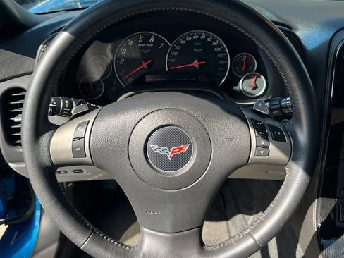 Used 2009 Chevrolet Corvette Coupe w/ Preferred Equipment Group RWD image 12