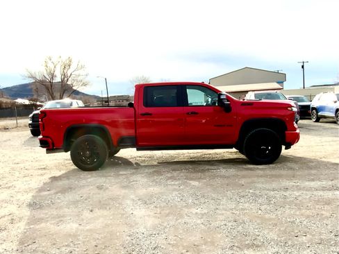 Used 2024 Chevrolet Silverado 2500 LTZ w/ LTZ Plus Package image 6