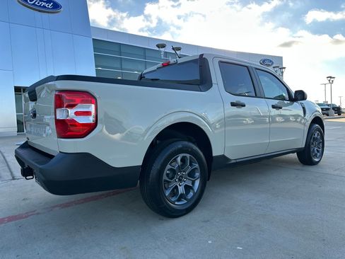 New 2025 Ford Maverick XLT w/ Equipment Group 301A image 5