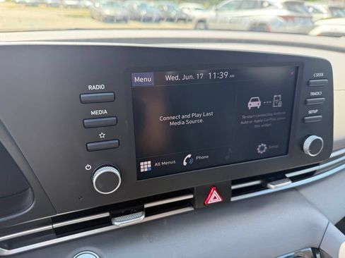 Used 2023 Hyundai Elantra SEL FWD image 28