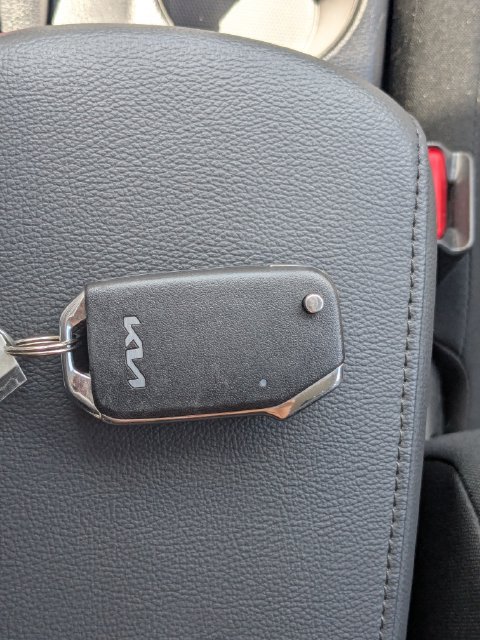 Used 2025 Kia Soul LX w/ LX Technology Package FWD image 30