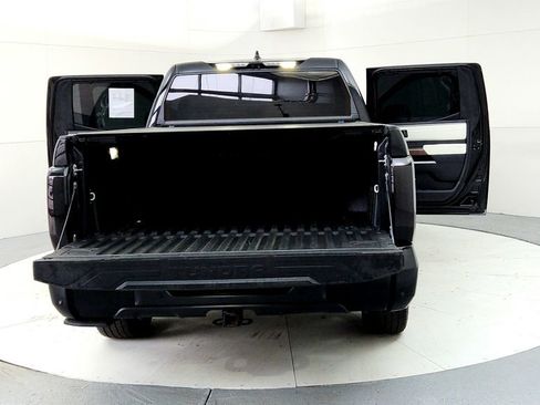 Used 2023 Toyota Tundra Capstone AWD/4WD image 11