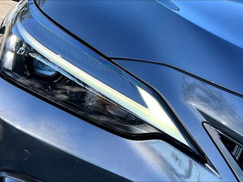 Used 2022 Lexus NX 350 Premium image 26