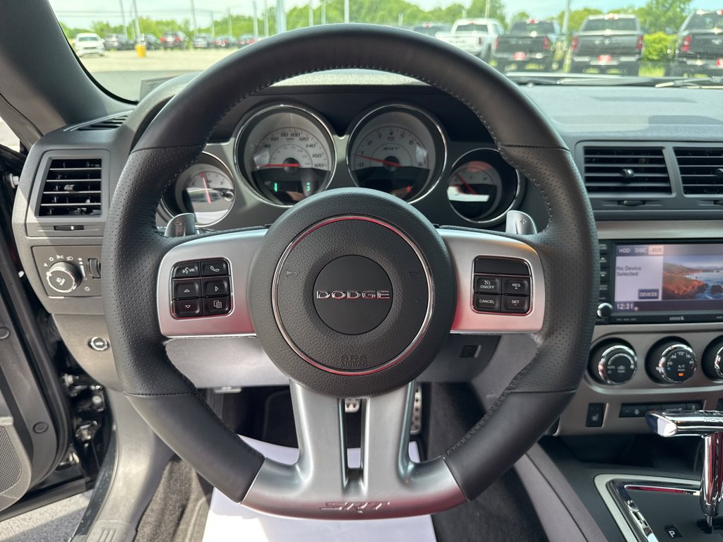 Used 2014 Dodge Challenger SRT8 w/ Harman/Kardon Audio Group RWD image 15