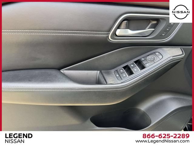 Certified 2023 Nissan Rogue Platinum w/ Platinum Premium Package AWD/4WD image 17