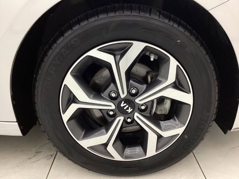 Used 2019 Kia Forte LXS FWD image 45