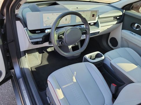 Certified 2023 Hyundai Ioniq 5 Limited w/ Cargo Package image 21