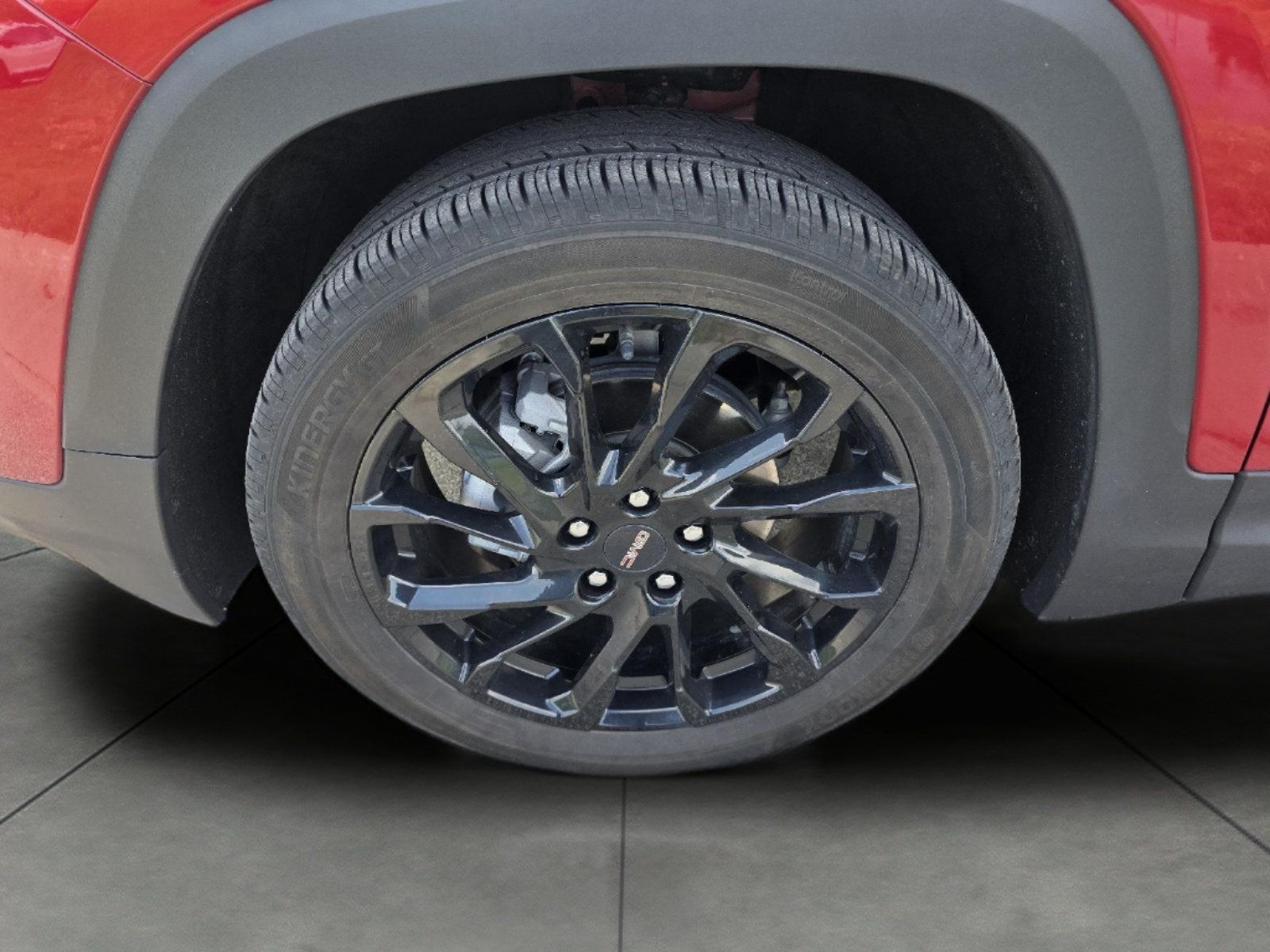 Used 2024 GMC Terrain SLT w/ Elevation Edition FWD image 7