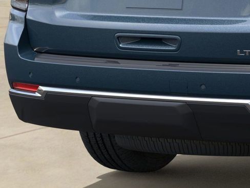 New 2026 Chevrolet Suburban LT w/ Comfort Package image 14