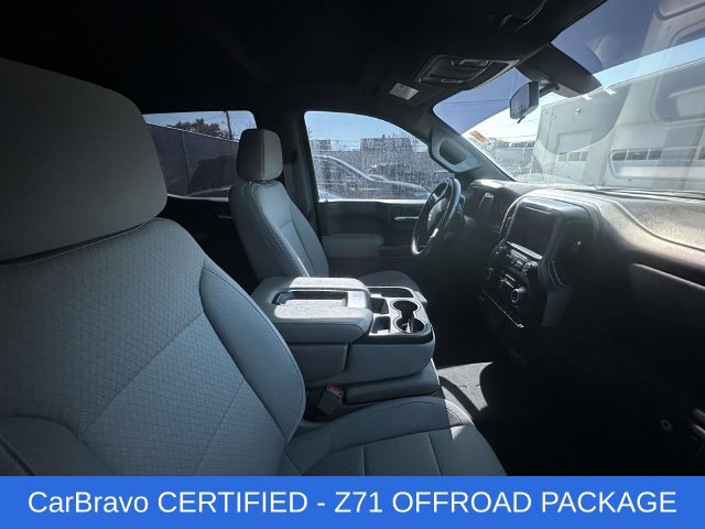 Used 2021 Chevrolet Silverado 1500 LT AWD/4WD image 2