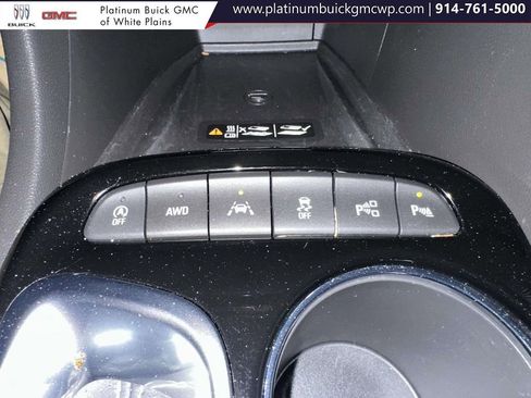 Used 2022 Buick Encore GX Essence w/ Advanced Technology Package image 31