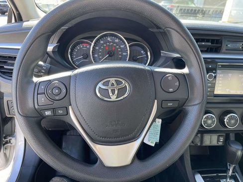Used 2016 Toyota Corolla L image 18