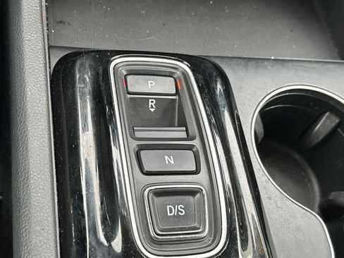 Used 2023 Honda Pilot LX image 26