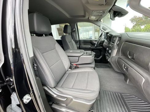 Certified 2024 Chevrolet Silverado 2500 Custom w/ Custom Convenience Package AWD/4WD image 27