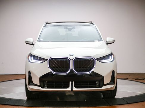 Used 2026 BMW X3 xDrive30i w/ Premium Package AWD/4WD image 7