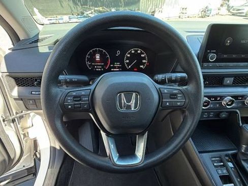 Used 2024 Honda CR-V EX image 26