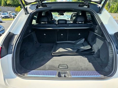 New 2026 Mercedes-Benz EQE 320 4MATIC SUV image 10