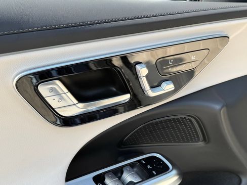 Used 2026 Mercedes-Benz E 350 Sedan image 23