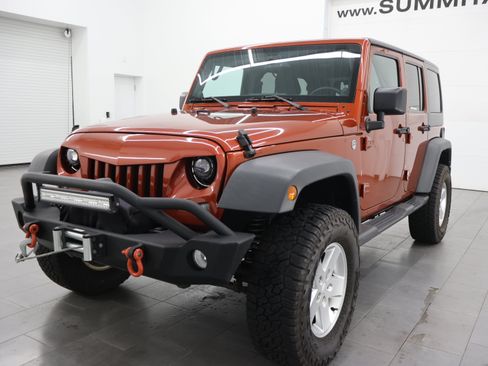 Used 2014 Jeep Wrangler Unlimited Sport w/ Quick Order Package 24S AWD/4WD image 6
