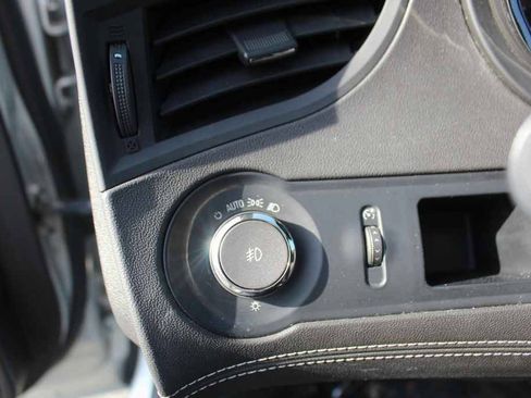 Used 2011 Buick LaCrosse CXL AWD/4WD image 14
