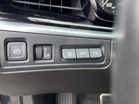 Used 2023 Cadillac XT6 Sport w/ Technology Package image 22