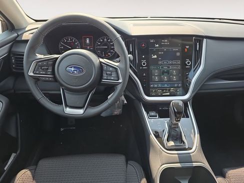 Used 2025 Subaru Outback Premium image 10