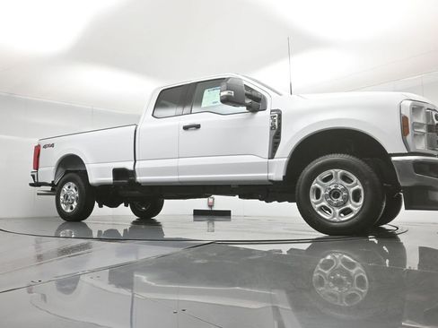 New 2026 Ford F350 XLT image 45