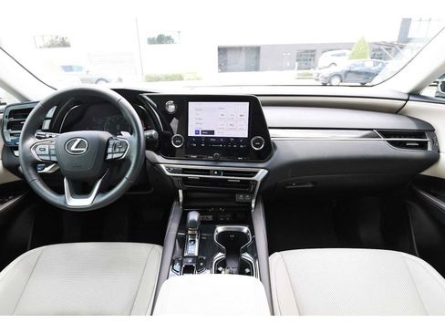 Used 2024 Lexus RX 350 FWD w/ Technology Package image 7