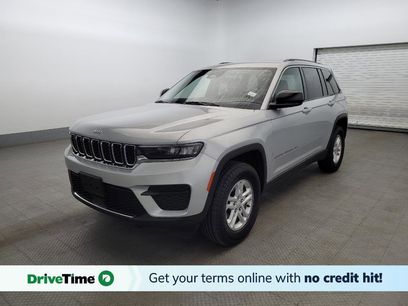 Used 2023 Jeep Grand Cherokee Laredo