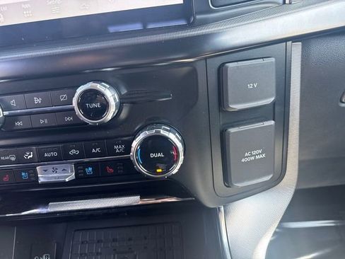 Used 2023 Ford F150 Platinum AWD/4WD image 29