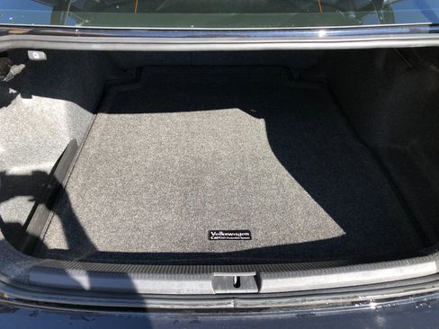 Used 2017 Volkswagen Passat 1.8T R-Line image 27