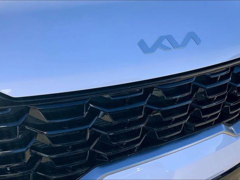 Certified 2025 Kia Sorento S image 63