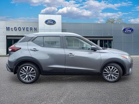 Used 2021 Nissan Kicks SV FWD image 5