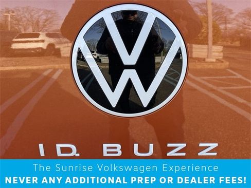 New 2025 Volkswagen ID. Buzz 1st Edition image 40