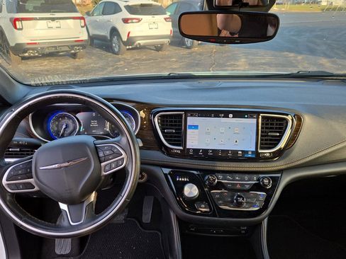 Used 2021 Chrysler Pacifica Pinnacle image 31