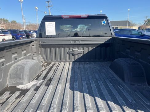 Used 2022 Chevrolet Silverado 1500 RST image 9