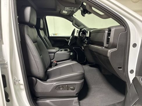 Used 2024 GMC Sierra 1500 SLT AWD/4WD image 21