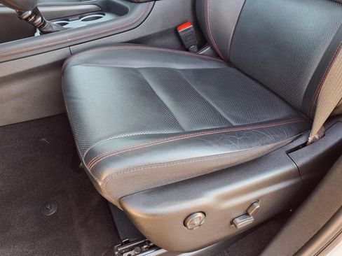 Certified 2024 Dodge Durango GT image 11