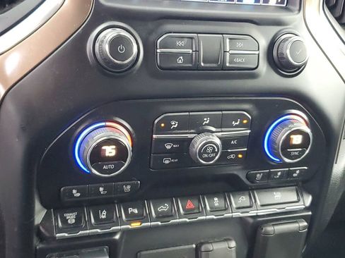 Used 2020 Chevrolet Silverado 2500 High Country image 25