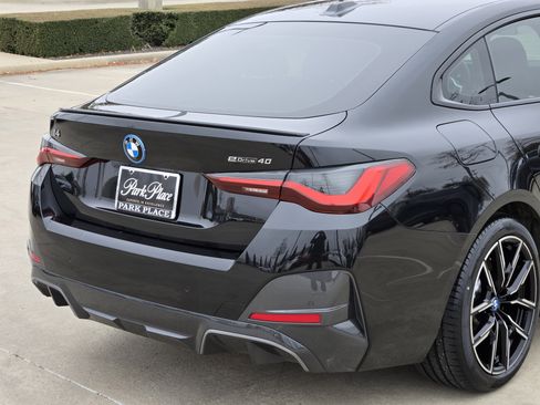 Used 2023 BMW i4 eDrive40 w/ M Sport Package image 15